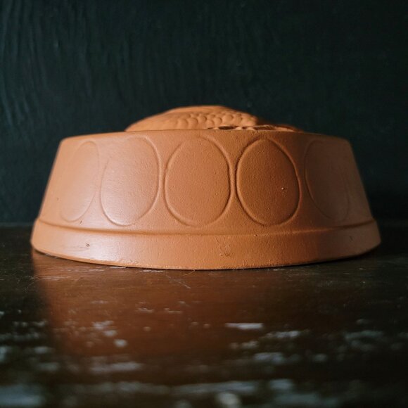 Vintage Terracotta Redware Clay Mold Rooster Wall Decor Hanging Round, Cottageco - Picture 4 of 7